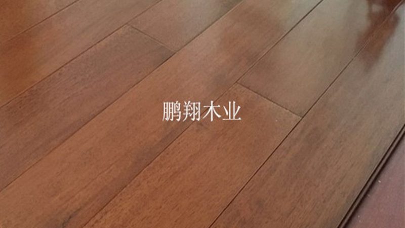 免漆板和实木多层板，哪个更值得买